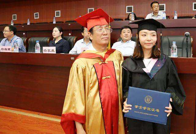 省内排名第2的大学一把手，掌权长达12年，为选院士疯狂要经费