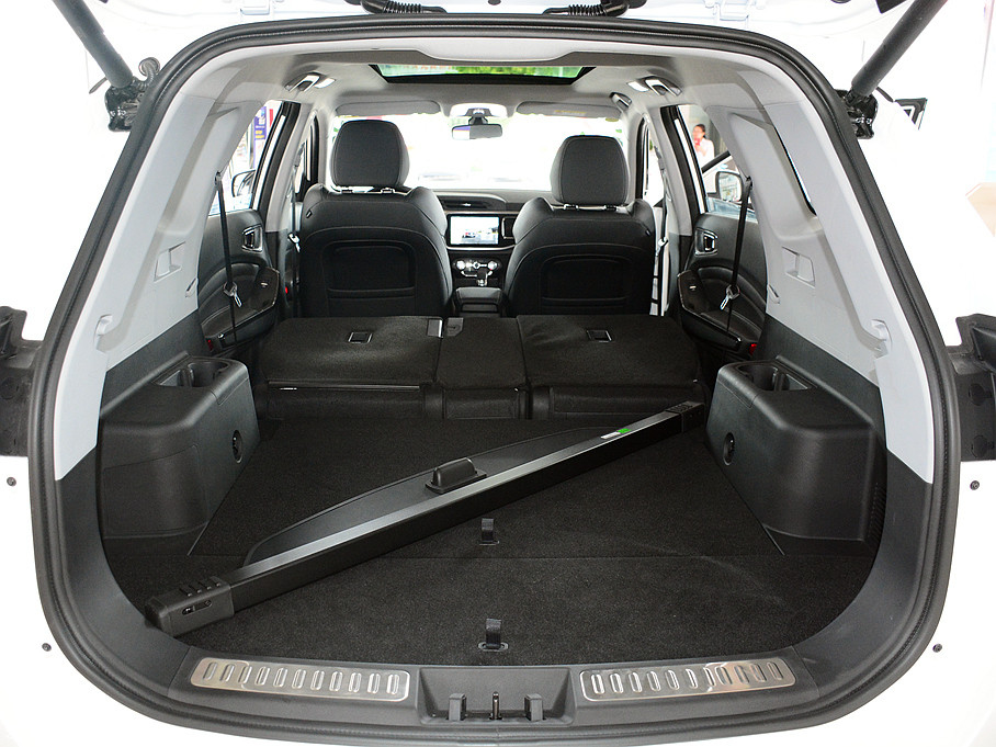 奇瑞瑞虎8到底存在哪些优缺点?开过的车主:我应该最有发言权