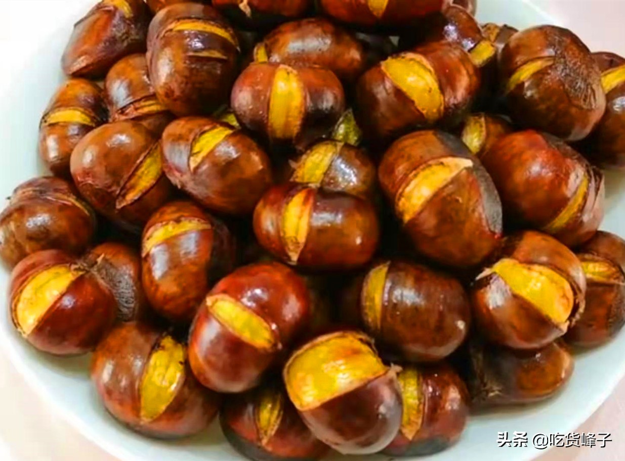 原来剥板栗这么轻松,板栗已经剥开怎么去掉里面的膜