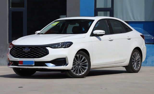 福睿斯车开了3年半2万6千多公里,福特福睿斯车主实话