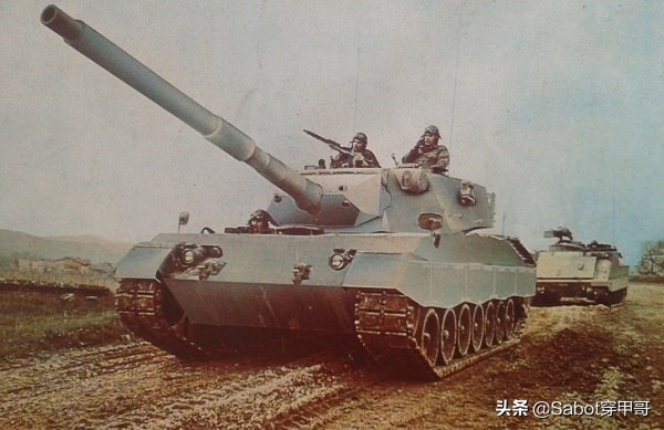 挂羊头卖狗肉的“意大利热带豹1”——意大利OF-40外贸主战坦克