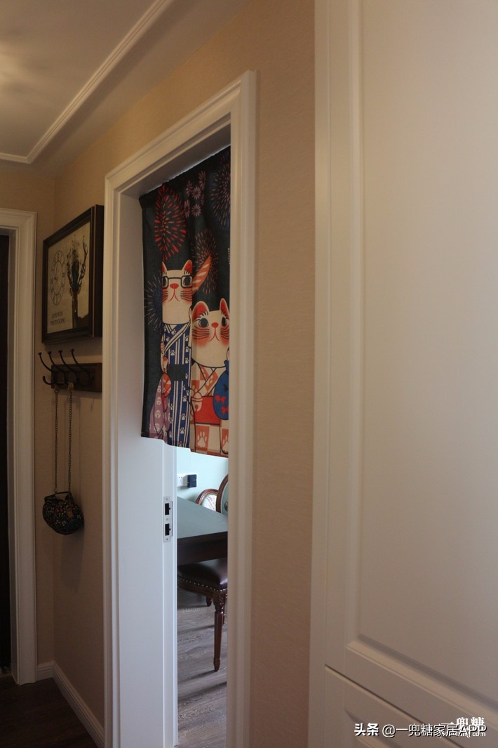 美式玄关背景墙,美式复古风格入户玄关迎门墙