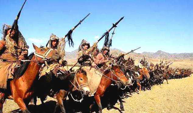 准噶尔出奇致胜，和硕特汗国灭亡，清政府护佑六世达赖入藏始末