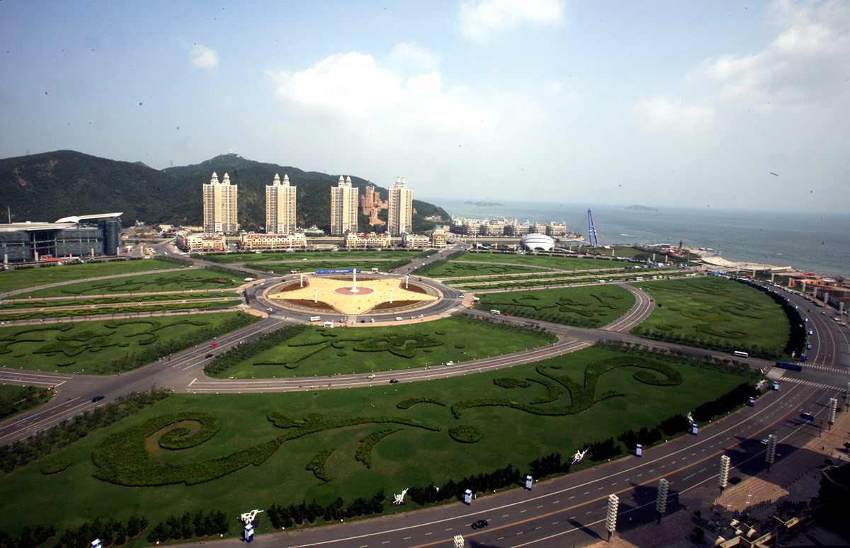 大连世界第一广场,亚洲最大的广场大连星海湾广场