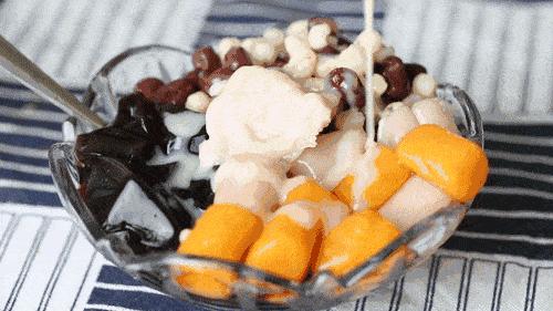 吃下这碗龟苓膏，不得不发出龟龟的声音