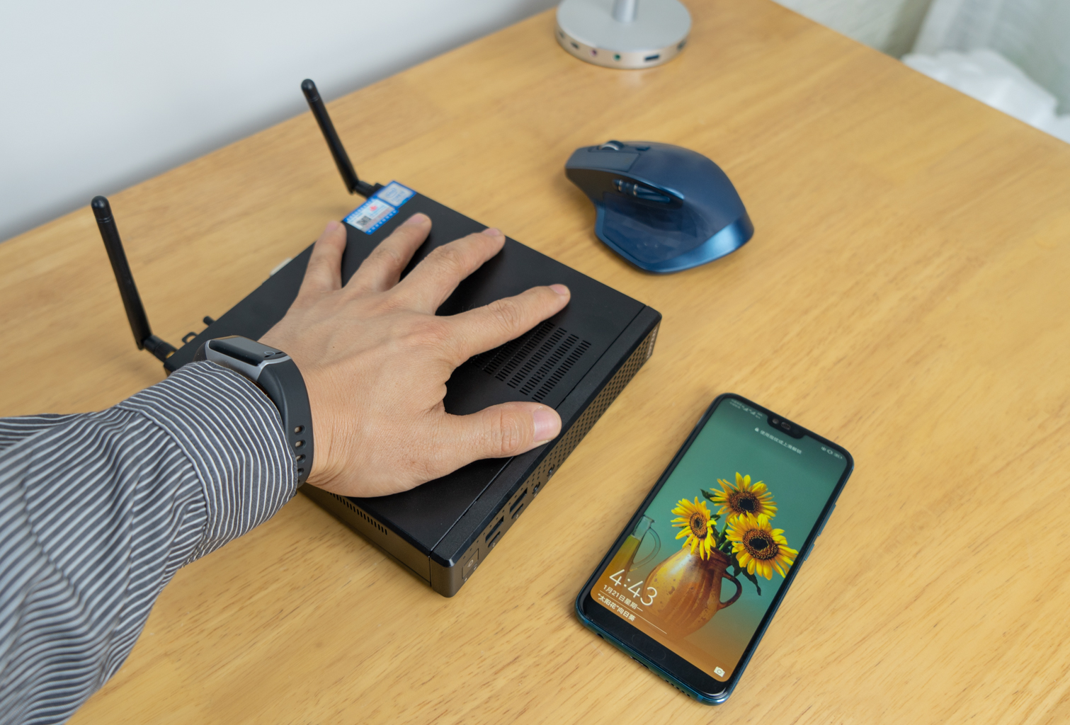 主打烧友极客的企业级超级mini台式机，极夜T80M测评！