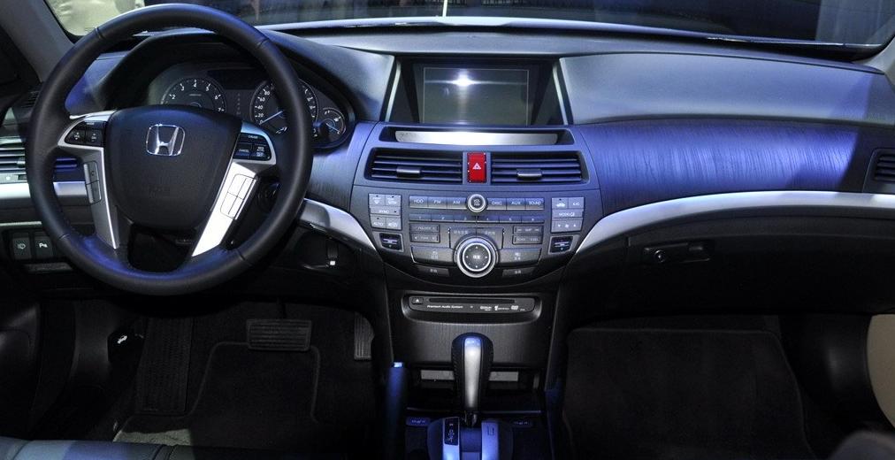 歌诗图和皇冠哪个更耐用,歌诗图怎么样耐用吗