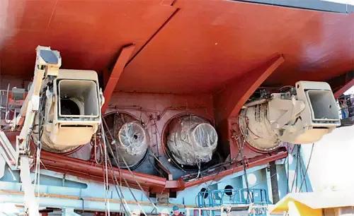 美国305毫米主炮战列舰,中国海军电磁炮战列舰