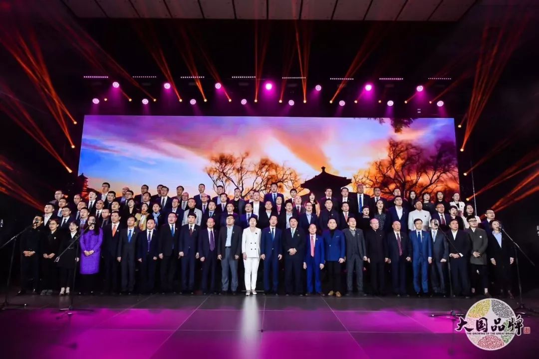 浼氬憳鍗曚綅椋庨噰,鍗忎細浼氬憳椋庨噰灞曠ず