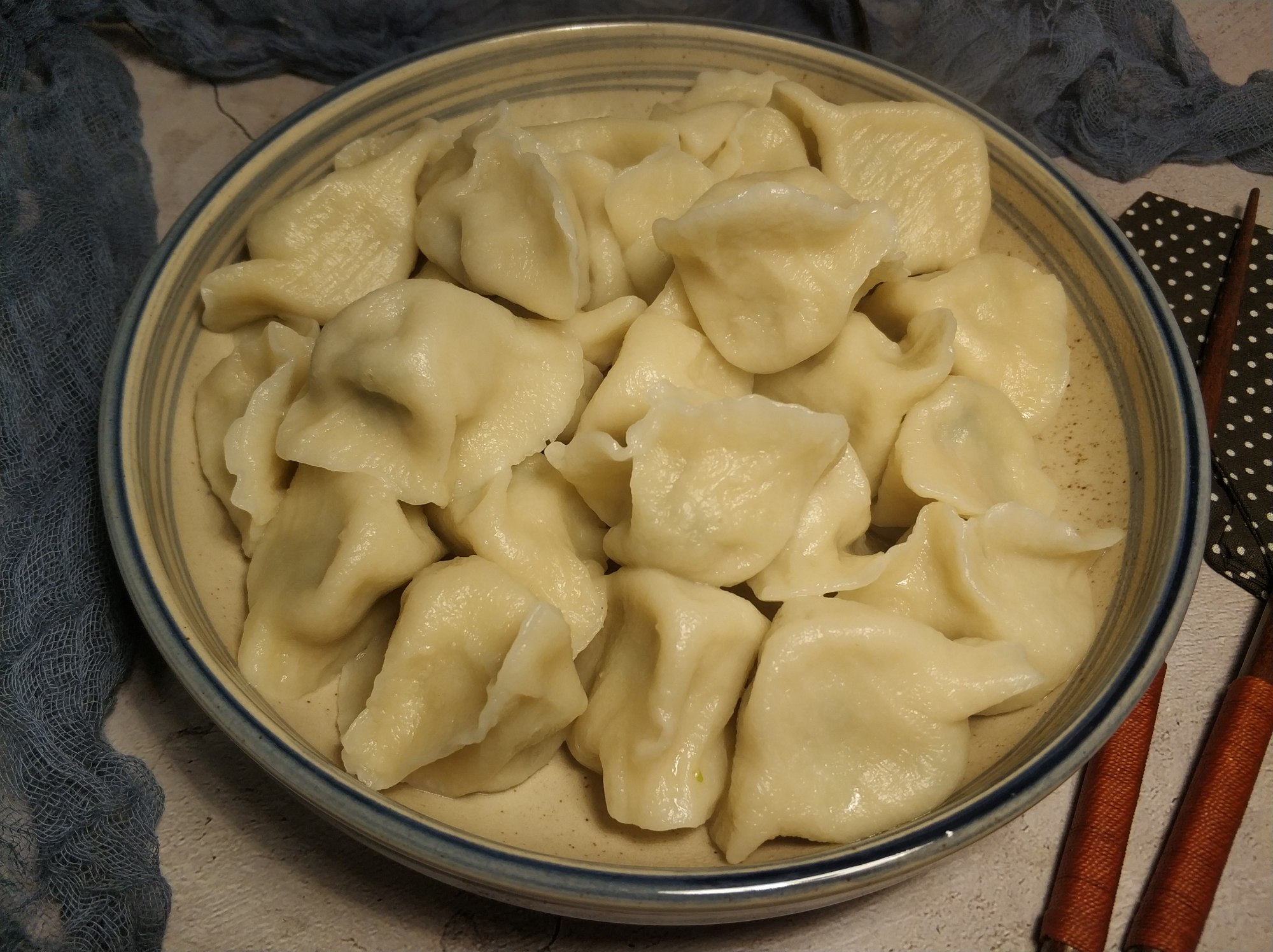 饺子馅放葱姜料汁,猪肉馅饺子流汁