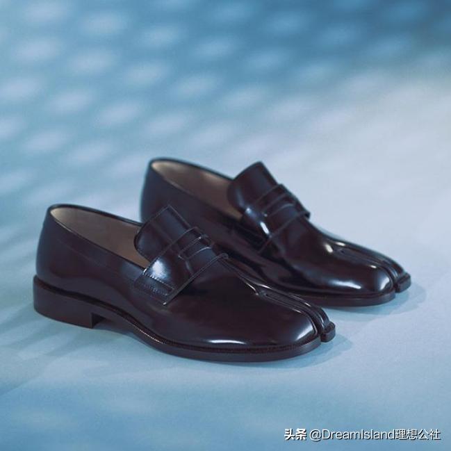 街拍白色乐福鞋,达妹街拍图文