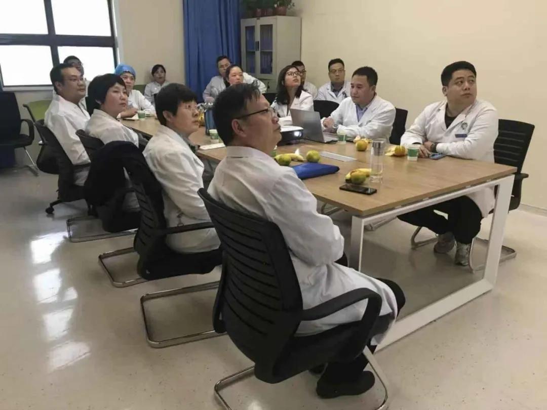 现实版“越狱”咸阳市第一人民医院大咖联手擒拿“逃犯”