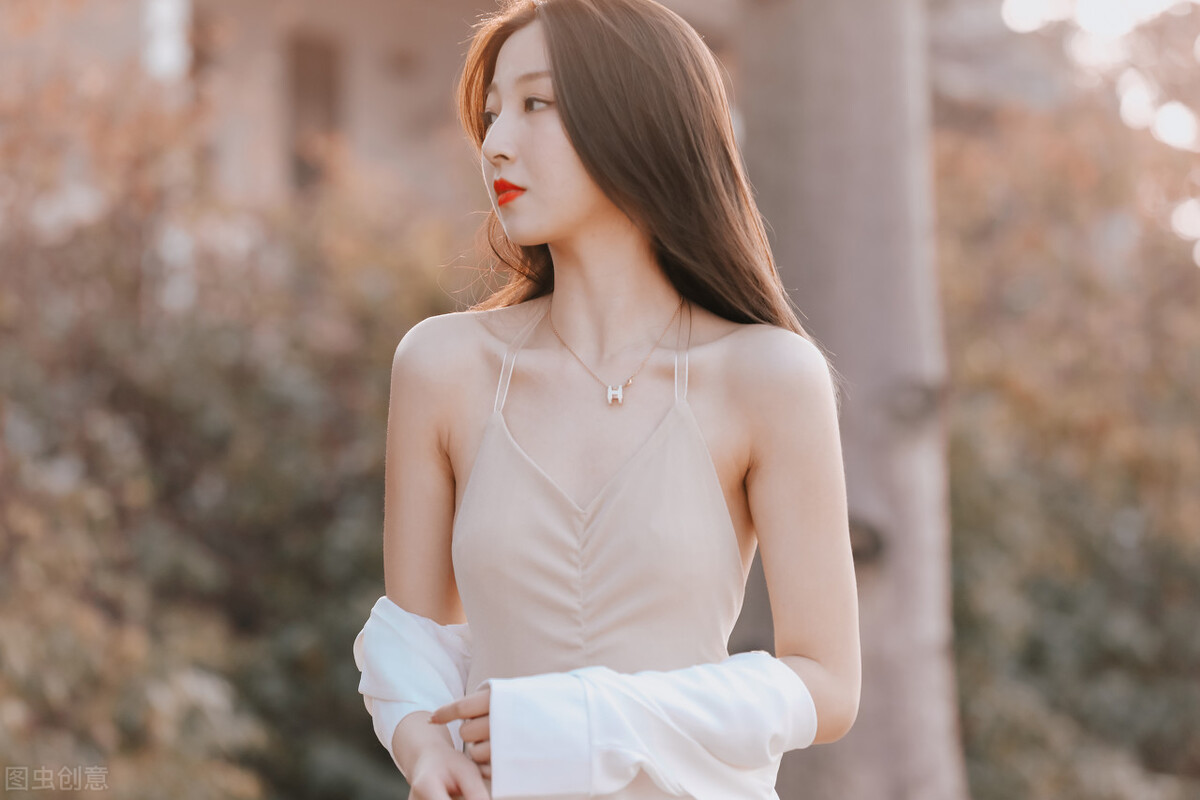 十二星座中最受男生欢迎的星座女,十二星座哪个星座女最适合谈恋爱