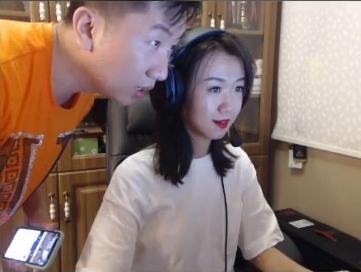 CSGO一哥老婆原来叫佳慧！点陪玩被逮，说话硬气却秒跪搓衣板