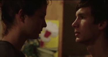 17岁少女的暗恋，青春的荷尔蒙溢出屏幕