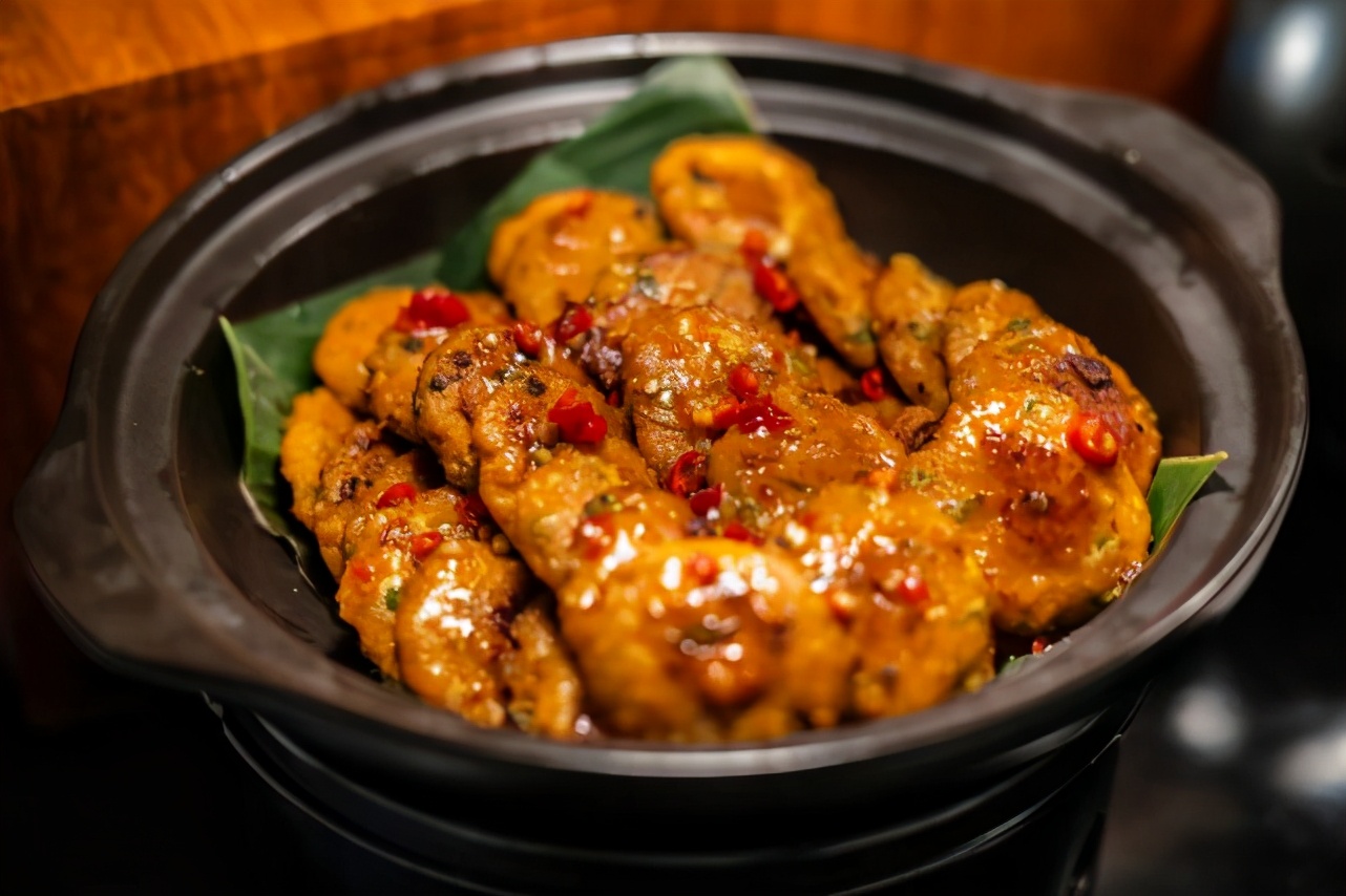 荆州绿地铂骊酒店宴会厅,荆州绿地铂骊酒店有多少房间