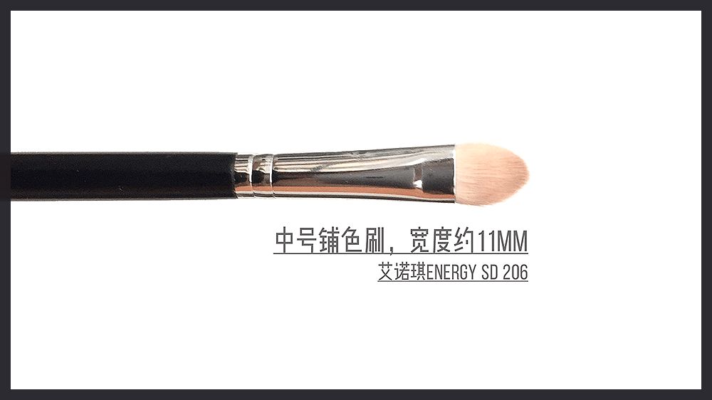 了这个大眼妆，出门被误认为是Lisa