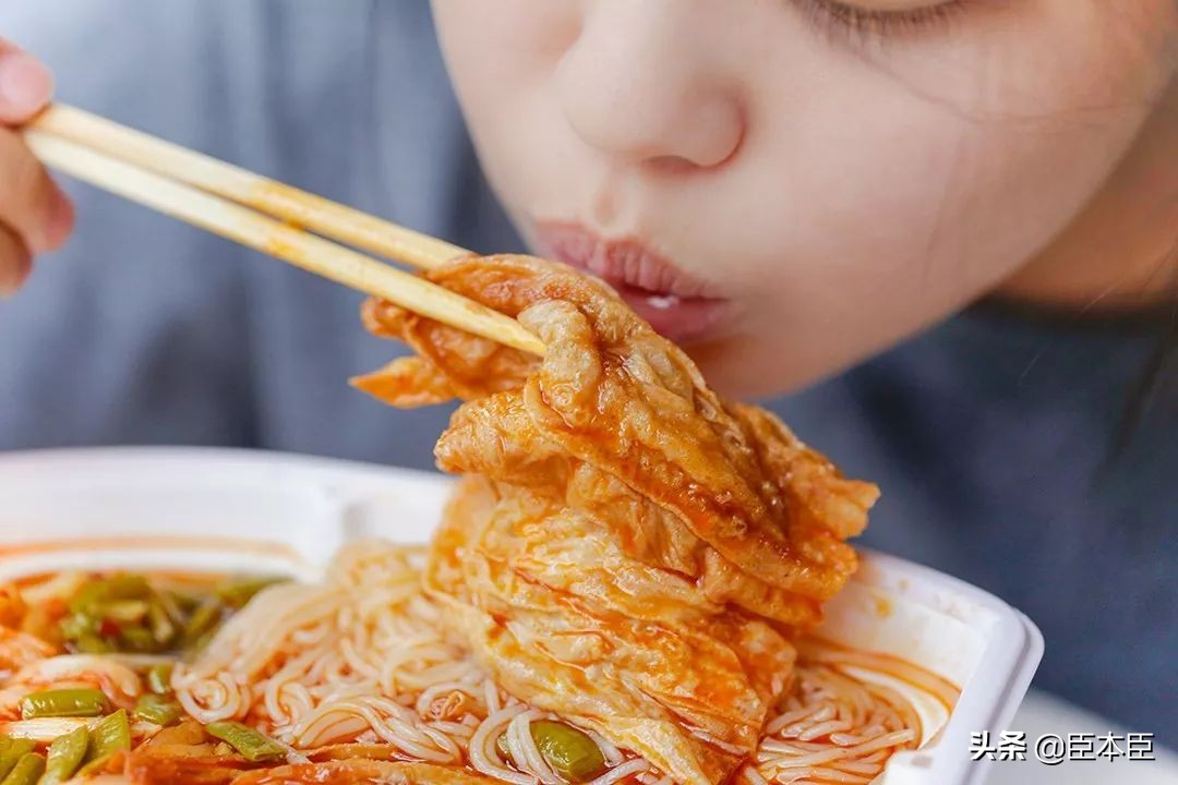 网购螺蛳粉哪款真好吃?试了一年,终于找到无限回购的真爱