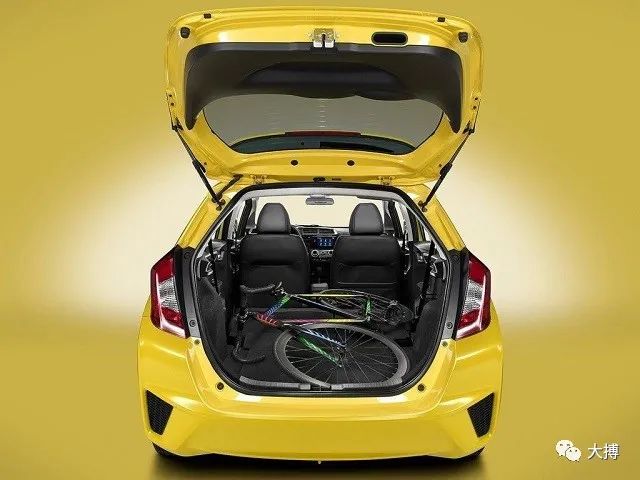 本田飞度第一代到第四代外观图片,本田飞度三代真实驾驶感受