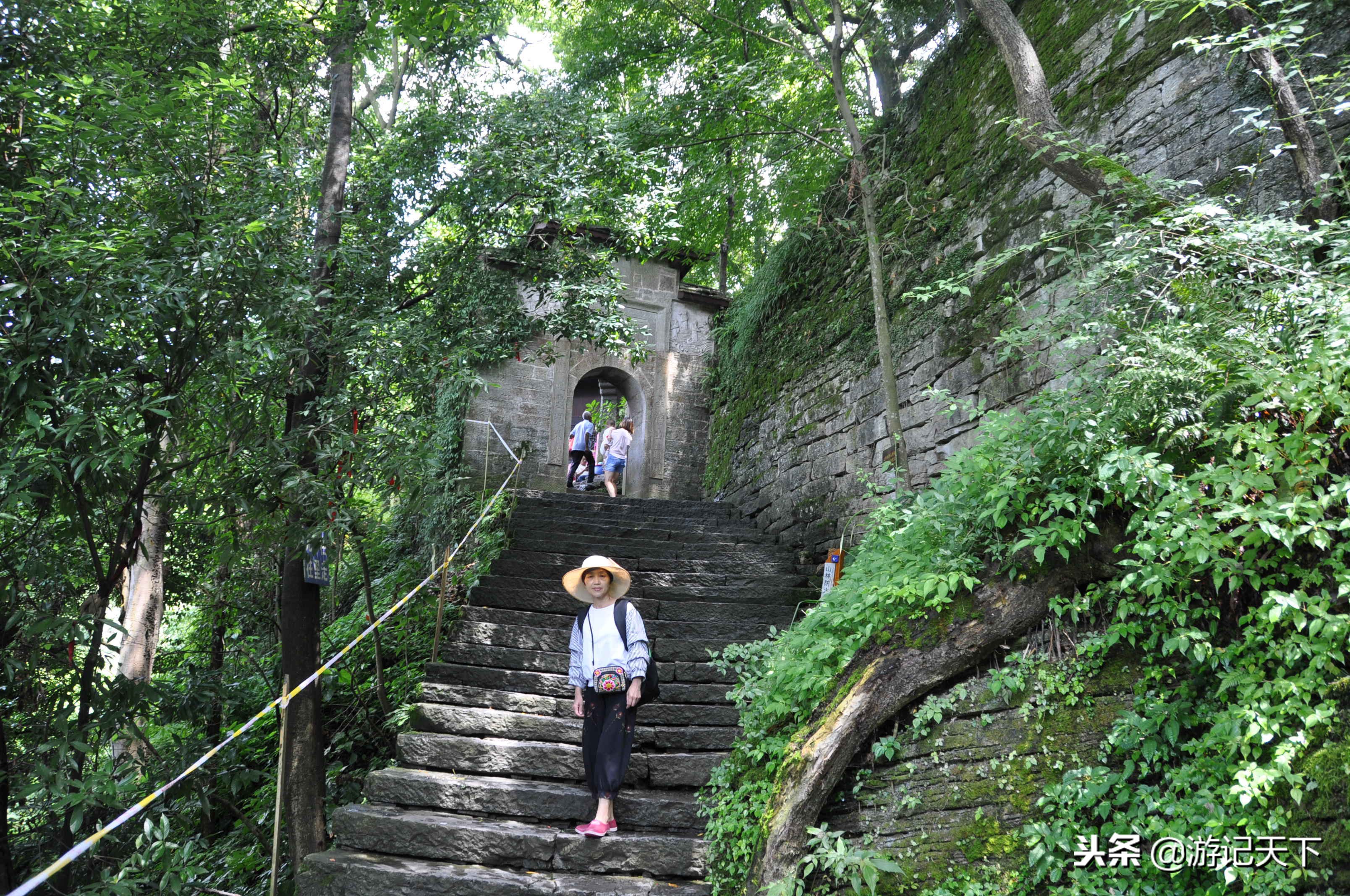 天龙古镇的屯堡文化,天龙屯堡的风土人情