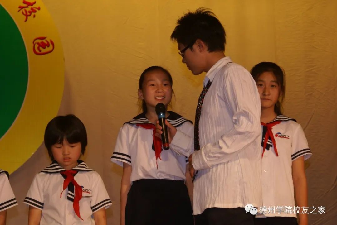 德州学子张仲鲁任央视《朝闻天下》《新闻直播间》主持人