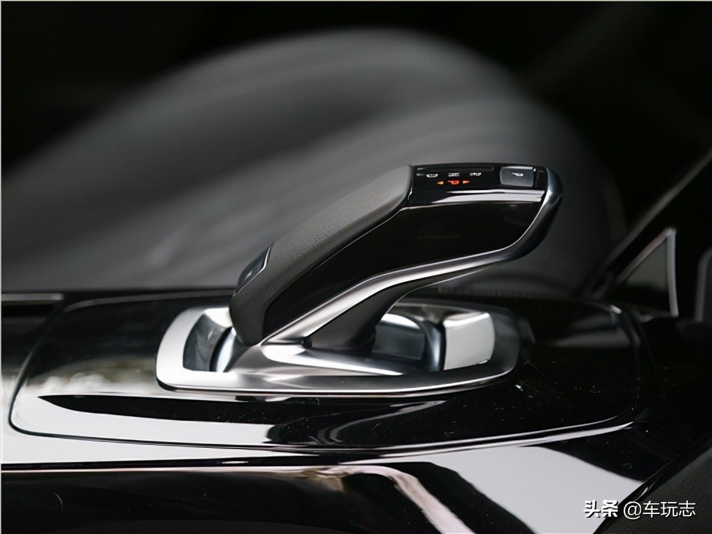 标致2008是最强小型suv,东风标致2008suv型多少钱