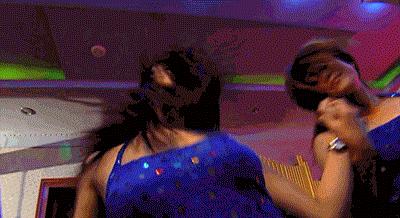 被嘲笑、被看不起的小人物，其实他背负着中国人身上浓浓的人情味