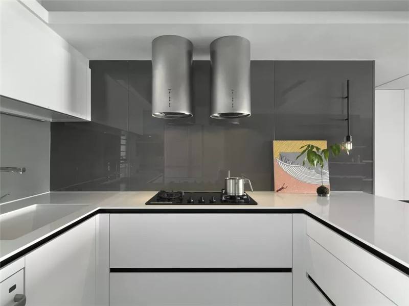 厨房橱柜台面用什么颜色最好,厨房台面选什么颜色的柜门