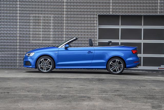 奥迪a3limousine35tfsi时尚型,奥迪a32022款两厢