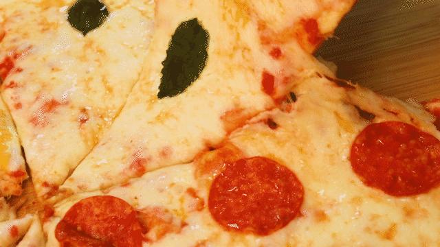 奇奇怪怪的披萨又增加了,意大利老板开的披萨店,超正宗