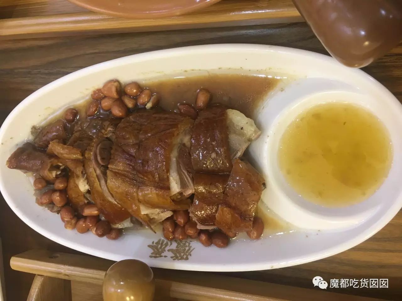 邂逅美味|「38元」一碗正宗料足鱼翅捞饭?--|低调的奢华