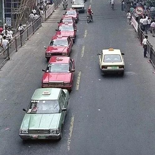 17年皇冠现在值多少钱,老皇冠千禧版多少钱