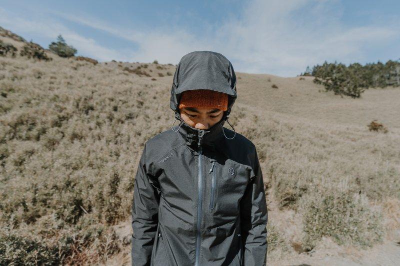 户外爱好者不容错过的冲锋衣,户外探险冲锋衣