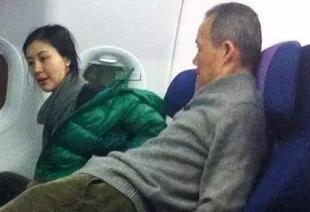 王石和田朴珺如何认识的,王石和田朴珺在一起几年了