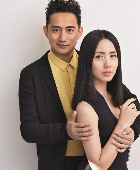 黄磊孙莉领证17周年晒贴脸自拍,黄磊和孙莉结婚20周年