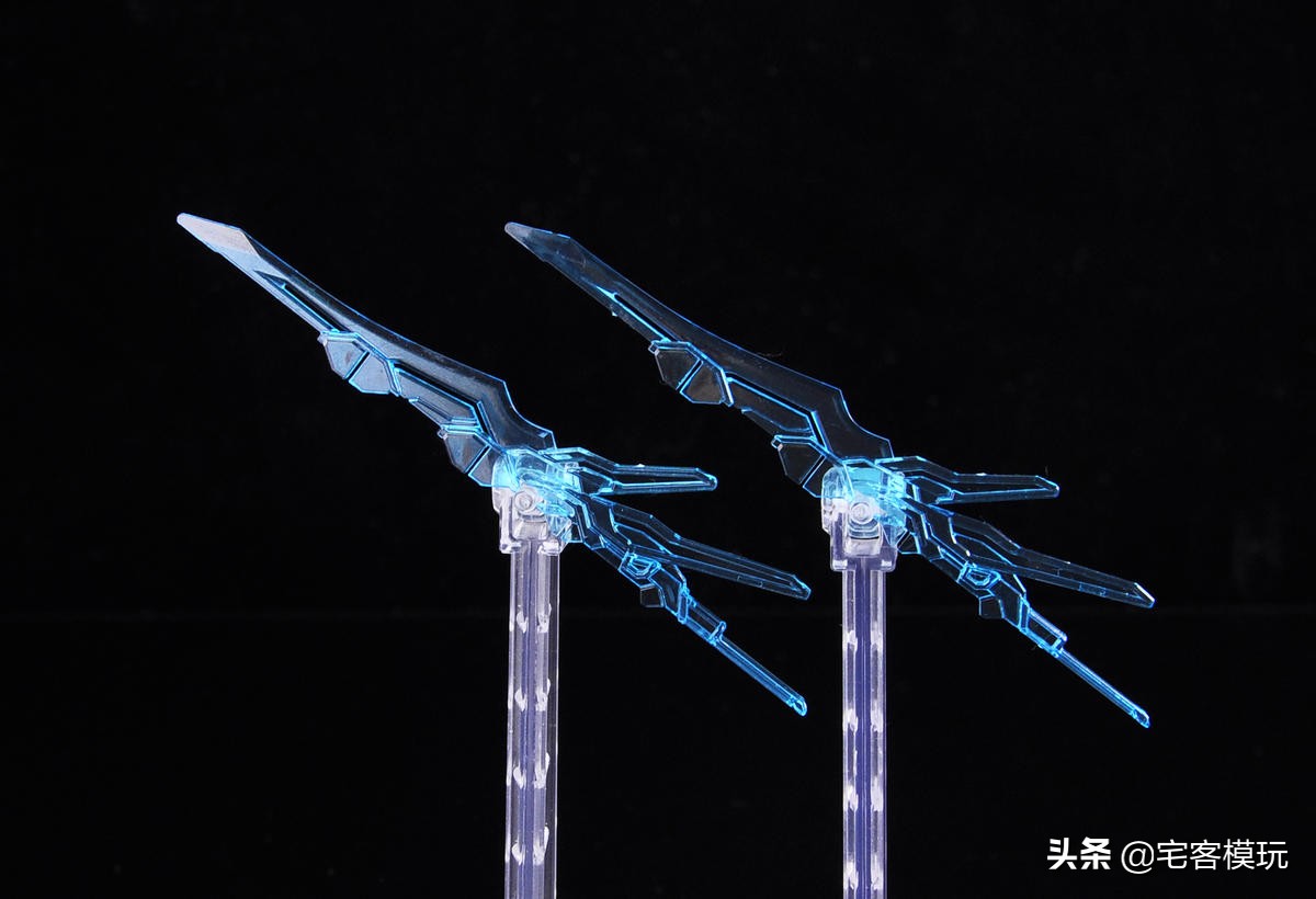 万代三国创杰传曹操飞翼,三国创杰传天霸曹操飞翼高达开箱