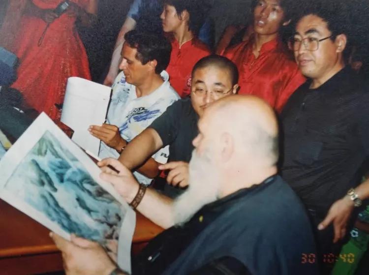 掌上乾坤指间生花世界级艺术家-贾同辉的“指墨”风釆