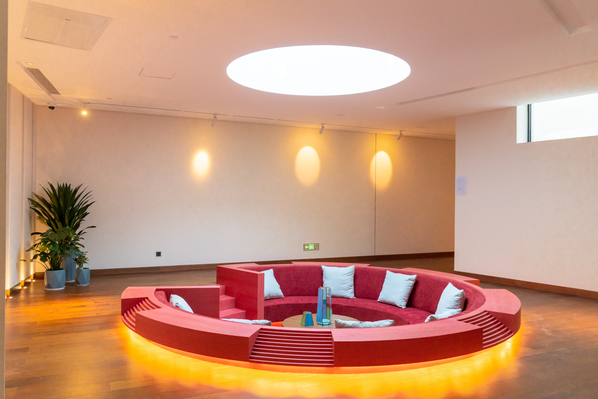 司马台长城的壮观雄奇+北方人的梦里水乡,都在这座京郊水镇了