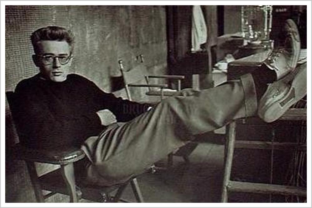 几十块一双的鞋,他挣出800多亿身家