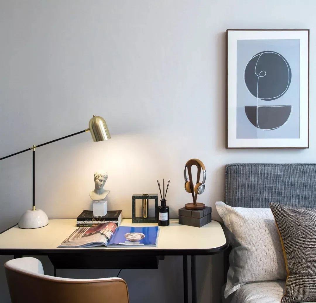 200平意式轻奢风的高级感,200平米现代轻奢风装修带茶室