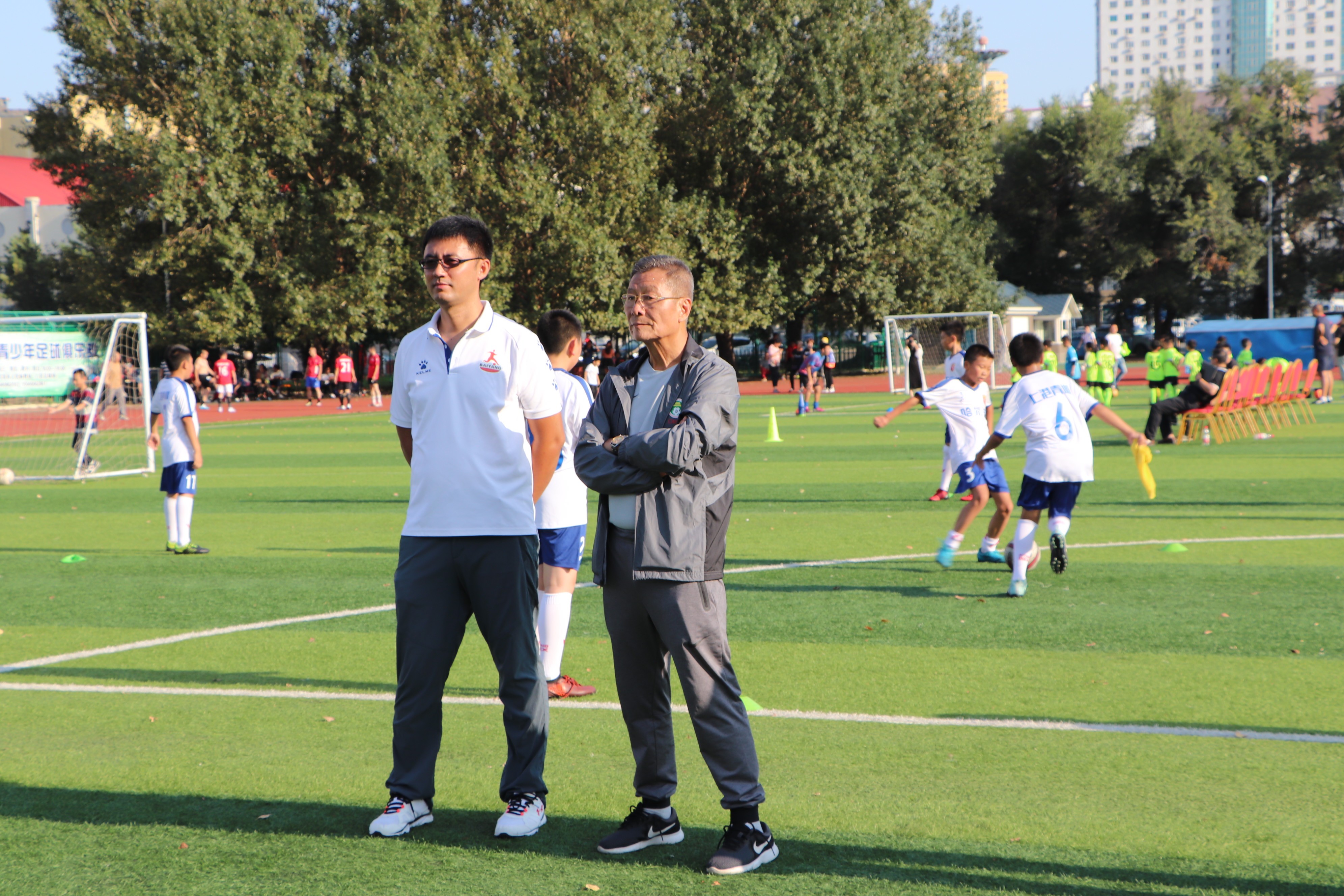 中国队名宿辅导团,中国足球小将培训课