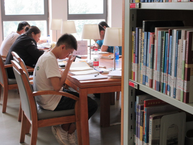 如何引导孩子读漫画,漫画科学书对小孩子有帮助吗