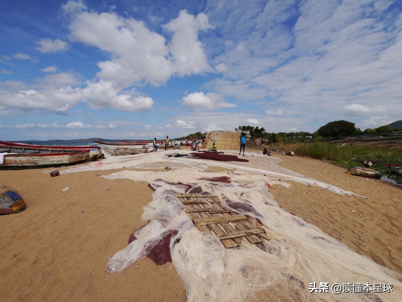 200个鄱阳湖容量的马拉维湖，如何成非洲三国角逐主战场？