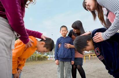 请朋友来家吃饭20000元钱没有了,请闺蜜来家里吃饭吃什么