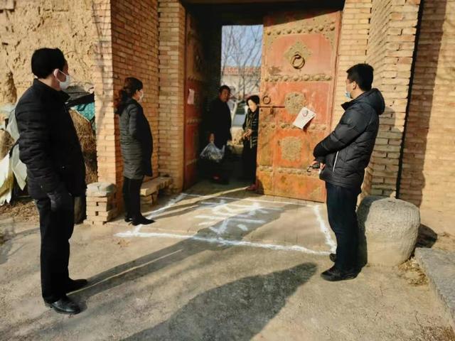 隔离疫情不隔爱守望相助暖人心,隔离病毒不隔爱居家隔离亦温暖