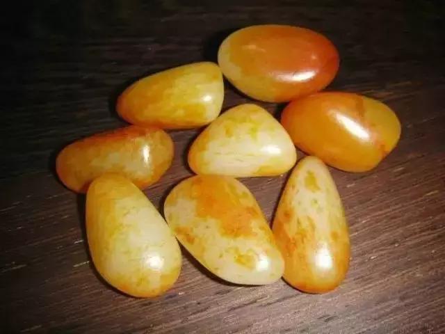 和田玉籽料皮造假对人身体有害吗,和田玉造假如何辨别