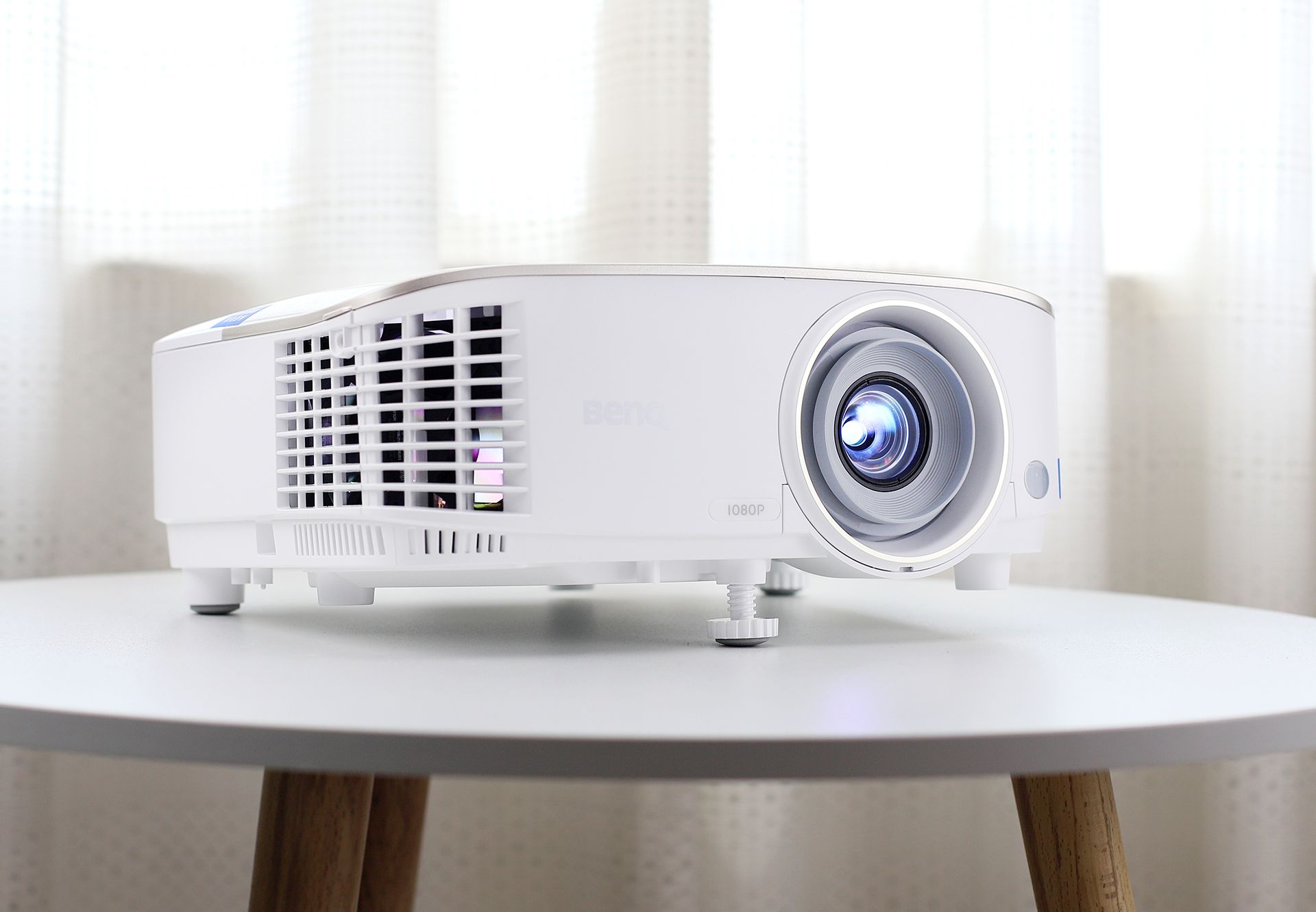 明基投影仪i707真实评测,爱普生投影仪tw5700tx和明基i707