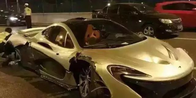 车撞人后怎么去保险公司理赔,车撞人怎么处理保险怎么走