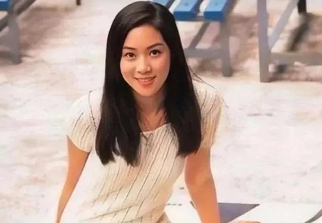 14岁出道，24岁退圈嫁入豪门，10年生4胎的徐子淇，如今过得怎样