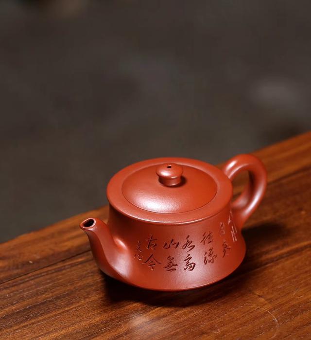 方器紫砂壶怎么鉴别全手还是半手,如何鉴别紫砂壶泥料好坏图片对比